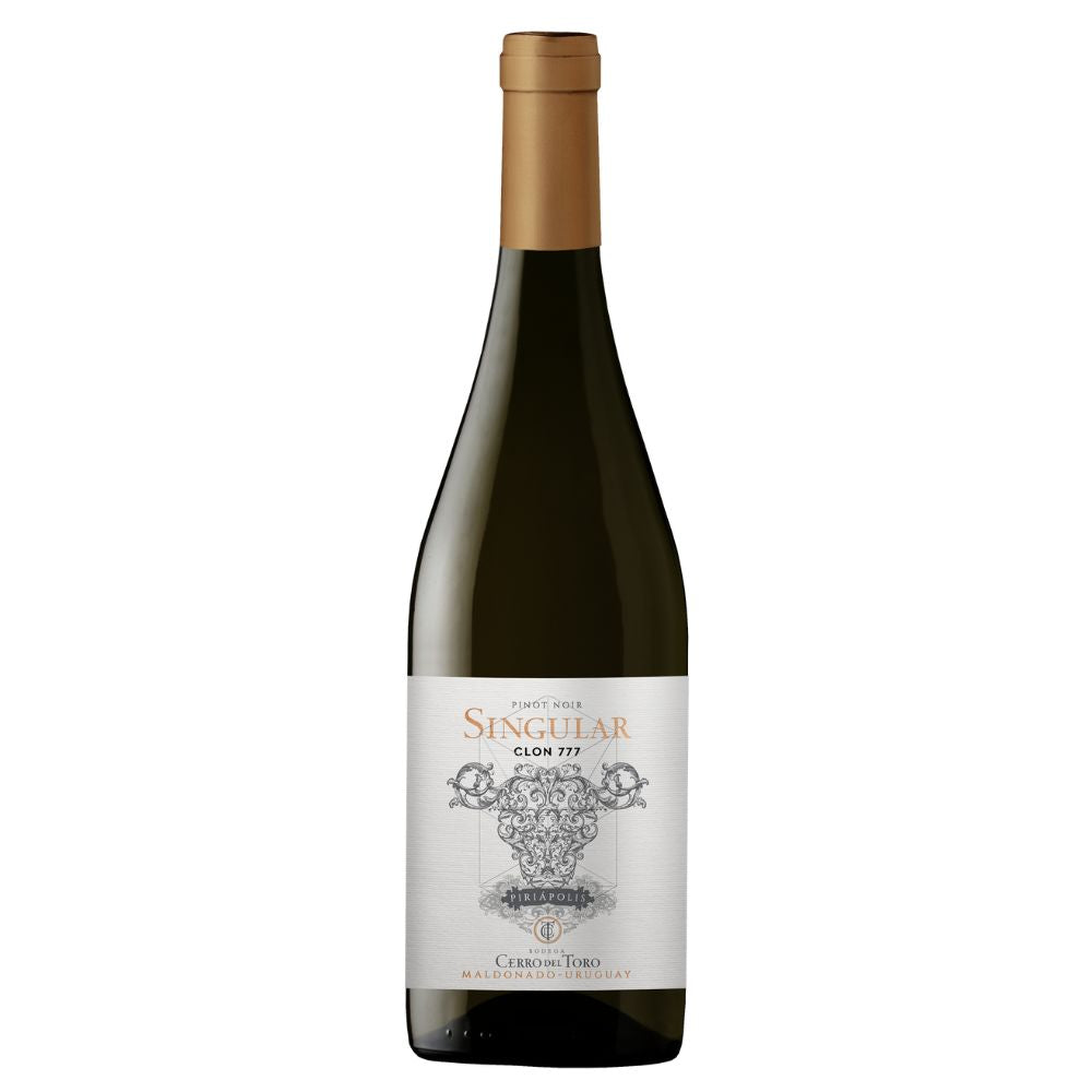 Cerro del Toro Singular Pinot Noir Clon 777 Wine, 750 ml