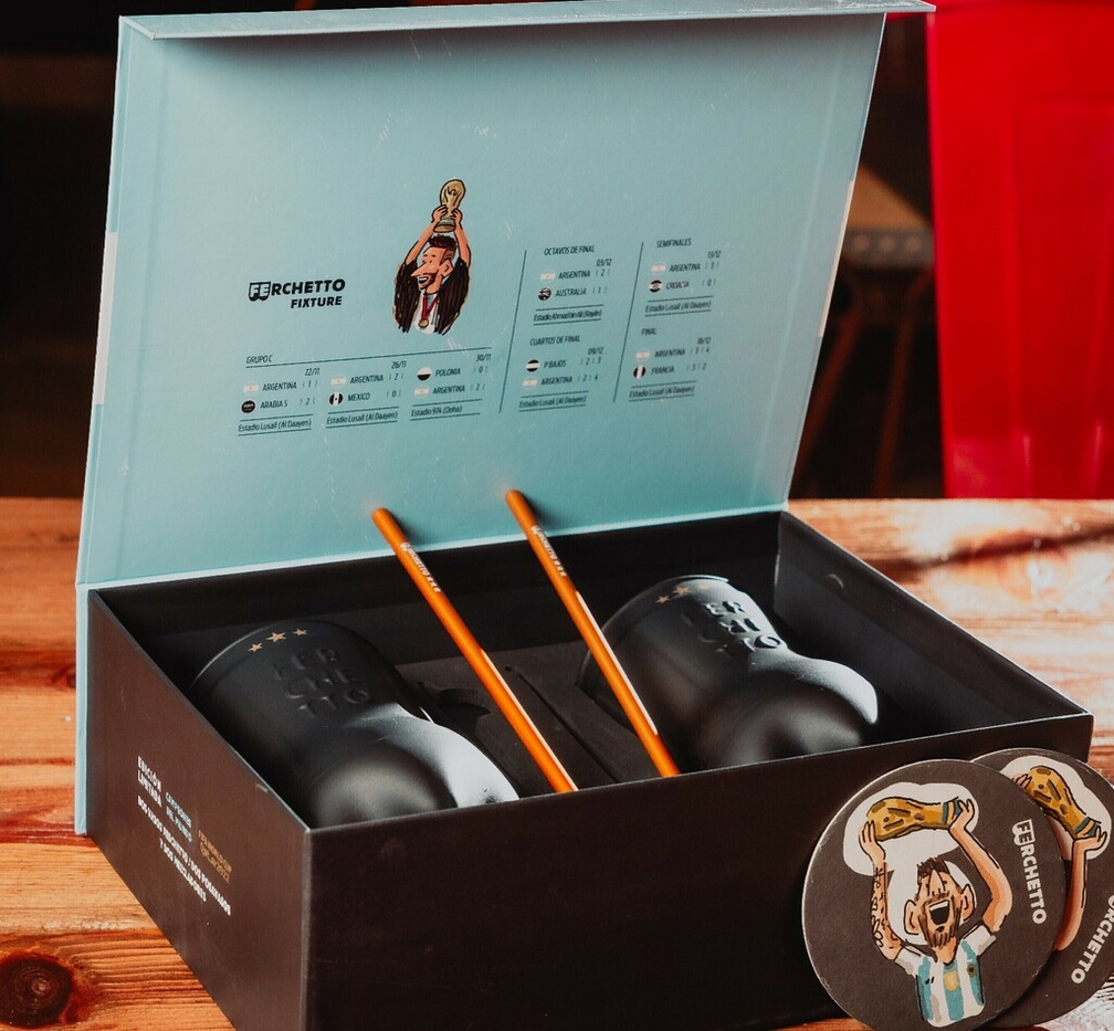 Ferchetto Premium Black Glass: World Champions Edition – Two Exclusive Black Glasses with Gift Box, A Tribute to Argentina's 2022 Victory